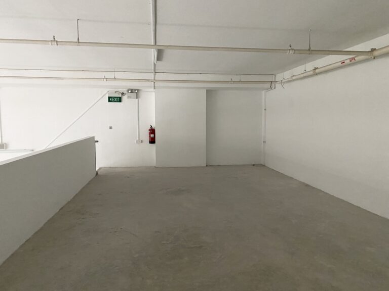 Ark@Gambas with Mezzanine for Sale